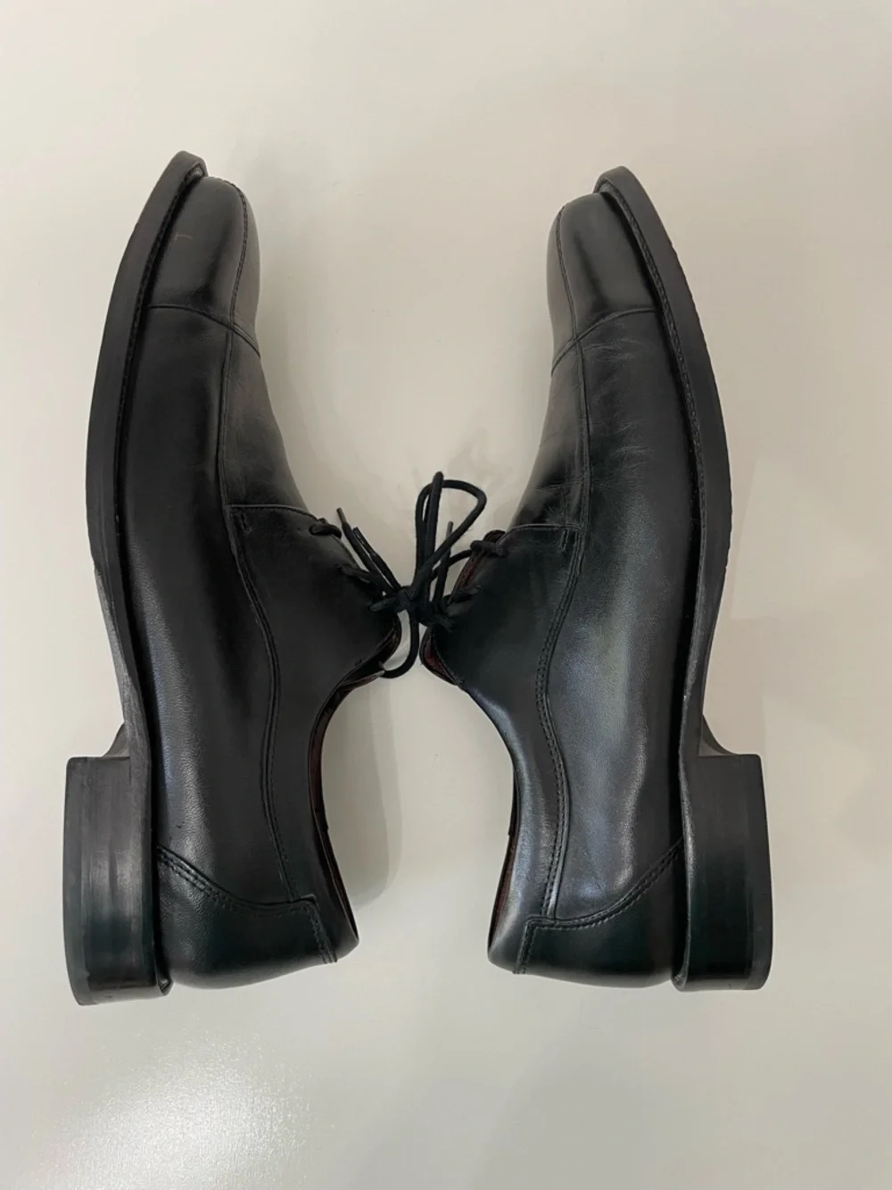 Johnston & Murphy classic black